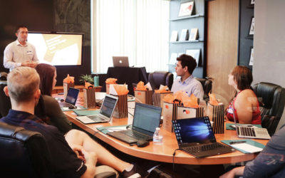 B2B Lead Finding in 2026: 6 Tools Sales Teams Trust